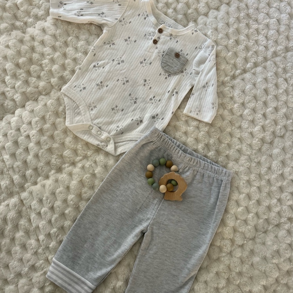 Rene Rofe White and Gray Kids Matching Set